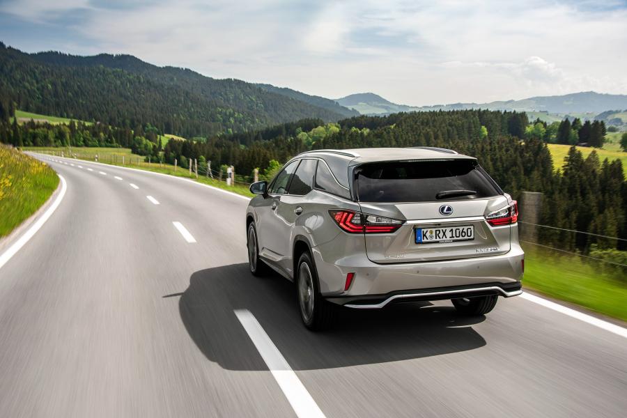  Lexus RX450hL 2018 года  (WW) (фото 44 из 45)